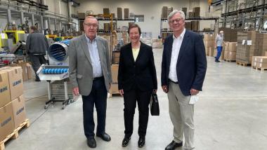 Herr Schumacher und Herr Czerni unterstützen Frau Dr. Radons